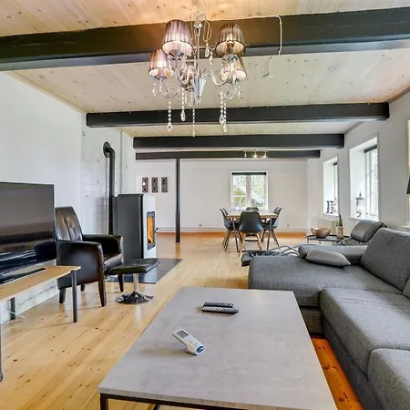 펜션 Knut - 10km From The Sea By Interhome *